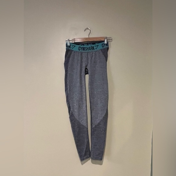 Gymshark Other - Gymshark Gray/Blue Leggings Low Rise Butt Contour Gym Training Logo Waist, M